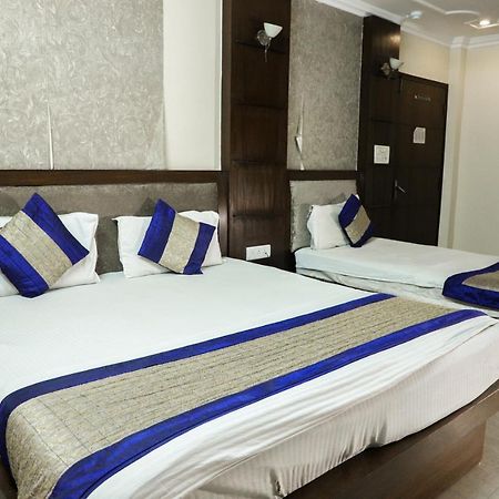 Hotel Centra Inn Нью-Делі Екстер'єр фото